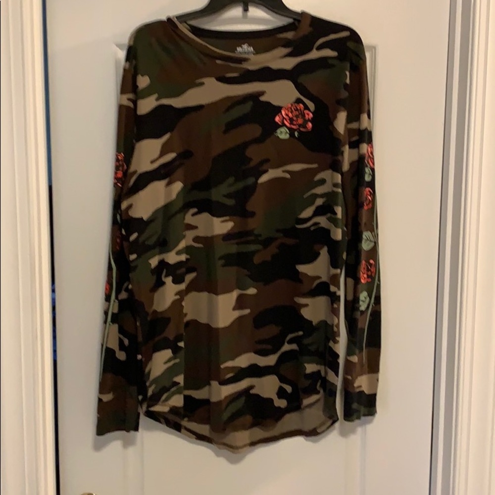 Hollister Long sleeve Floral Camouflage T-Shirt